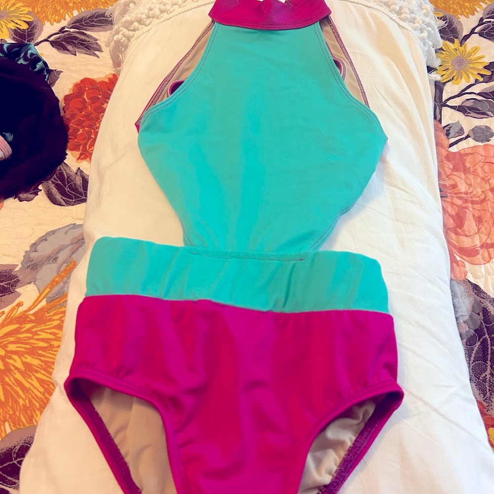 Color block leotard- Child Medium